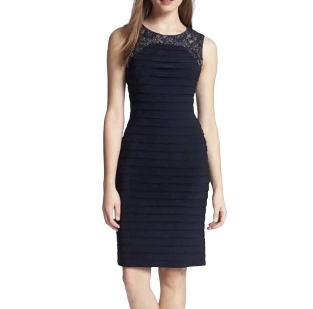 Adrianna Papell Navy Lace Tiered Sheath Cocktail Dress Size 10 Sleeveless Pleat